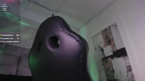 Lara  online show from March 3, 2025, 6:59 am