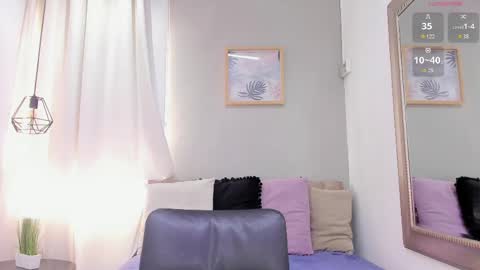      700  200   online show from April 18, 2026, 7:58 pm