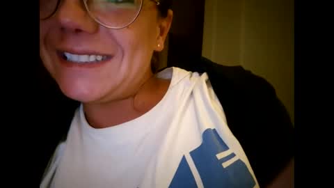 Little online show from October 2, 2025, 9:33 pm