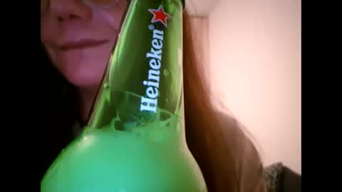 Little online show from November 9, 2025, 2:43 am