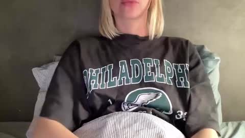 Snapshot of laraah_cutie chatting on January 23, 2025, 3:22 pm LaraAh Cutie online show from January 23, 2025, 3:22 pm