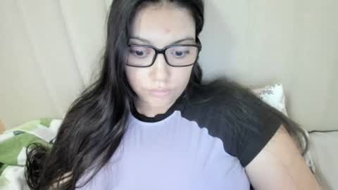 Snapshot of laracamille chatting on September 30, 2025, 10:53 am lara online show from September 30, 2025, 10:53 am