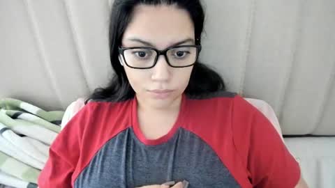 Snapshot of laracamille chatting on October 11, 2025, 11:31 am lara online show from October 11, 2025, 11:31 am