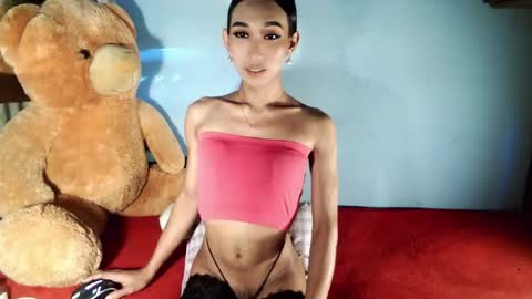 laradior online show from March 10, 2026, 1:21 am