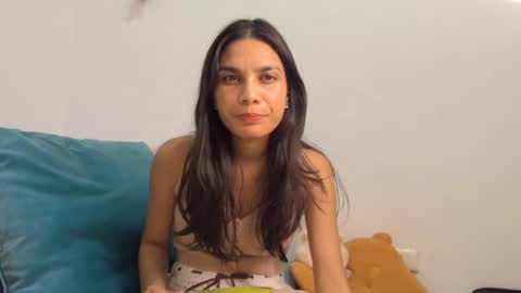 Olivia online show from May 8, 2026, 2:11 pm
