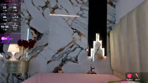 Lara  online show from September 20, 2025, 11:17 pm