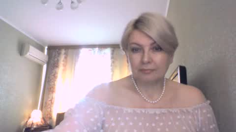 laramrs online show from May 11, 2026, 9:04 am