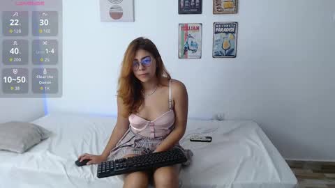 laramucci online show from September 21, 2025, 7:48 pm