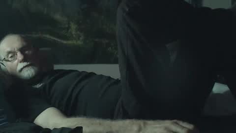 Snapshot of larbie chatting on December 21, 2024, 3:47 am Larbie online show from December 21, 2024, 3:47 am