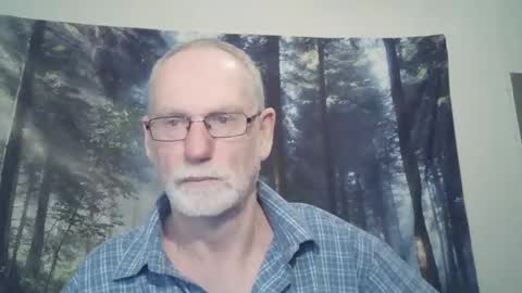 Snapshot of larbie chatting on January 10, 2025, 11:11 am Larbie online show from January 10, 2025, 11:11 am