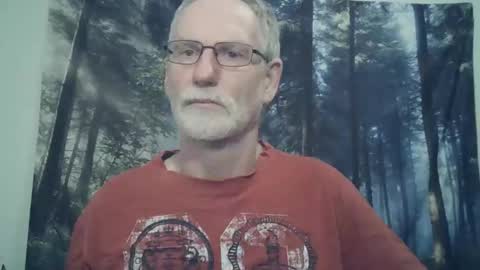 Snapshot of larbie chatting on February 8, 2025, 4:47 am Larbie online show from February 8, 2025, 4:47 am