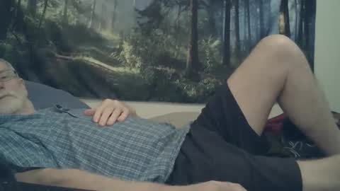 Snapshot of larbie chatting on February 10, 2025, 11:25 am Larbie online show from February 10, 2025, 11:25 am