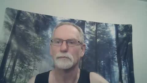 Snapshot of larbie chatting on February 15, 2025, 1:38 pm Larbie online show from February 15, 2025, 1:38 pm