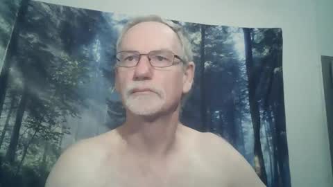 Snapshot of larbie chatting on March 1, 2025, 9:37 pm Larbie online show from March 1, 2025, 9:37 pm