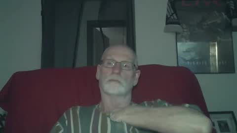 Snapshot of larbie chatting on October 15, 2025, 9:42 am Larbie online show from October 15, 2025, 9:42 am