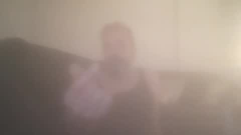 larenna online show from February 14, 2025, 7:44 pm