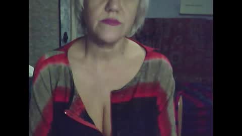 Snapshot of larisaq4ugo24 chatting on January 17, 2025, 6:54 pm larisaq4ugo24 online show from January 17, 2025, 6:54 pm