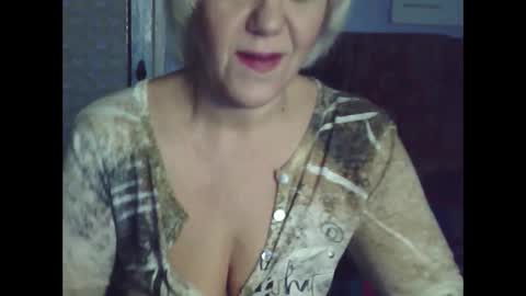 Snapshot of larisaq4ugo24 chatting on January 19, 2025, 9:33 am larisaq4ugo24 online show from January 19, 2025, 9:33 am