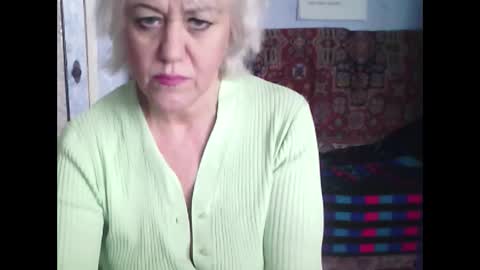 Snapshot of larisaq4ugo24 chatting on February 18, 2025, 9:32 am larisaq4ugo24 online show from February 18, 2025, 9:32 am