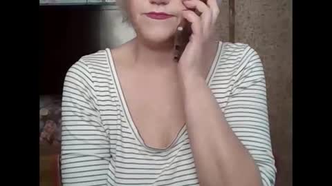 Snapshot of larisaq4ugo24 chatting on September 16, 2025, 5:41 am larisaq4ugo24 online show from September 16, 2025, 5:41 am