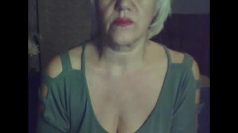 Snapshot of larisaq4ugo24 chatting on September 19, 2025, 7:25 pm larisaq4ugo24 online show from September 19, 2025, 7:25 pm