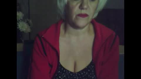 Snapshot of larisaq4ugo24 chatting on September 27, 2025, 5:40 pm larisaq4ugo24 online show from September 27, 2025, 5:40 pm