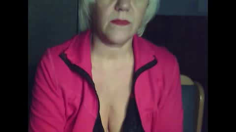 Snapshot of larisaq4ugo24 chatting on October 12, 2025, 8:46 am larisaq4ugo24 online show from October 12, 2025, 8:46 am