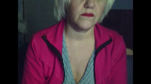 Snapshot of larisaq4ugo24 chatting on October 21, 2025, 6:58 am larisaq4ugo24 online show from October 21, 2025, 6:58 am