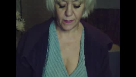 Snapshot of larisaq4ugo24 chatting on October 25, 2025, 6:02 pm larisaq4ugo24 online show from October 25, 2025, 6:02 pm