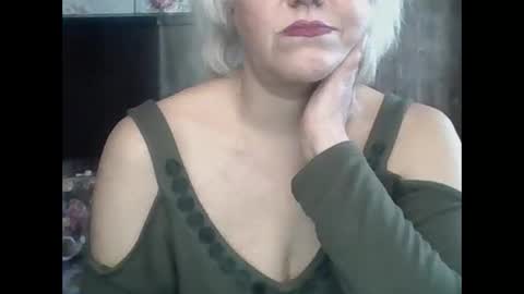 Snapshot of larisaq4ugo24 chatting on October 31, 2025, 8:37 am larisaq4ugo24 online show from October 31, 2025, 8:37 am