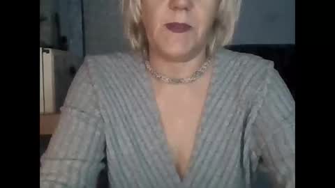 larisaq4ugo24 online show from January 14, 2026, 12:55 pm