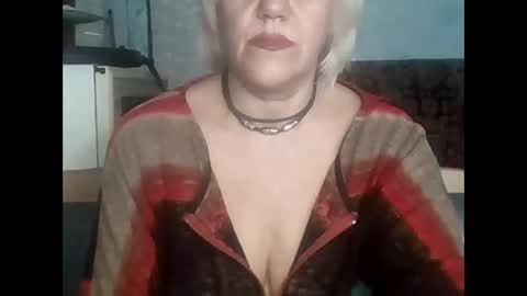 larisaq4ugo24 online show from March 17, 2026, 7:44 am