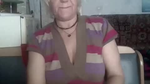 larisaq4ugo24 online show from March 20, 2026, 9:03 am