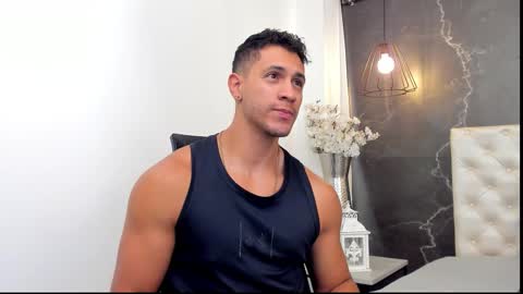 Snapshot of larry_jones chatting on November 11, 2025, 1:11 pm andrew online show from November 11, 2025, 1:11 pm