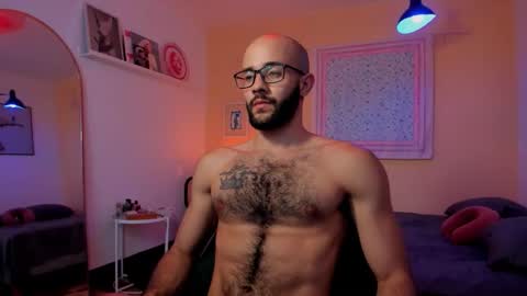 larry_stewart online show from February 10, 2026, 10:36 pm