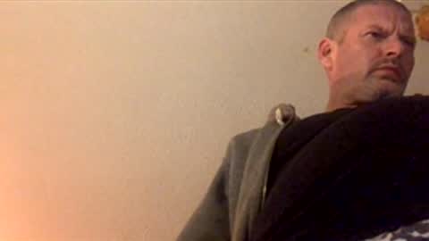 Snapshot of larrythelover23 chatting on March 18, 2026, 7:00 am larrythelover23 online show from March 18, 2026, 7:00 am
