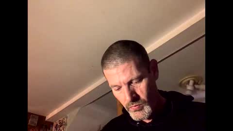 Snapshot of larrythelover23 chatting on March 26, 2026, 6:52 am larrythelover23 online show from March 26, 2026, 6:52 am
