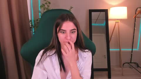 Snapshot of lasly_moon chatting on April 21, 2026, 1:42 am lasly_moon online show from April 21, 2026, 1:42 am