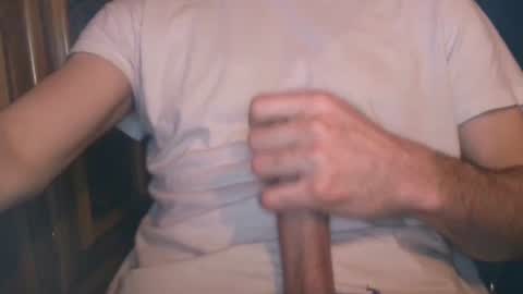 Snapshot of lastinline4 chatting on February 6, 2025, 8:07 am Lastinline4 online show from February 6, 2025, 8:07 am