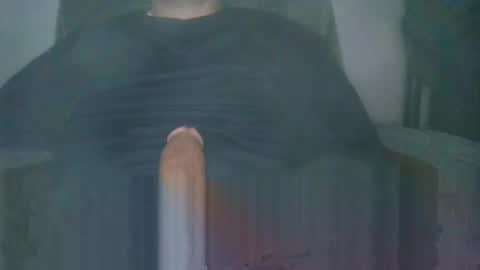 Snapshot of lastinline4 chatting on November 17, 2025, 9:15 am Lastinline4 online show from November 17, 2025, 9:15 am