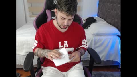 YOUR BABY online show from February 4, 2025, 11:16 pm