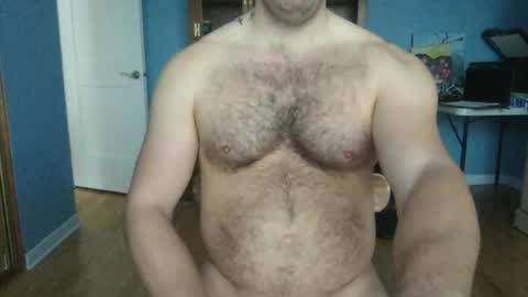 Snapshot of latenightlunch chatting on December 5, 2025, 2:36 pm Latenightlunch online show from December 5, 2025, 2:36 pm