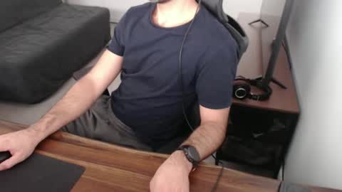 Snapshot of latexdave84 chatting on October 27, 2025, 6:17 am latexdave84 online show from October 27, 2025, 6:17 am