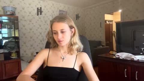 Snapshot of laticiacalicutt chatting on February 28, 2026, 1:12 pm Amelia online show from February 28, 2026, 1:12 pm