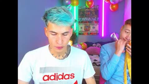 Snapshot of latin_boysxxx_ chatting on October 19, 2025, 10:21 pm latin_boysxxx_ online show from October 19, 2025, 10:21 pm