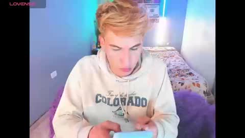 latin_boysxxx_ online show from March 13, 2026, 1:45 am