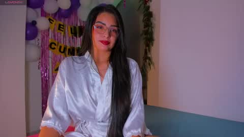 Snapshot of latin_gabby chatting on November 6, 2025, 9:48 pm Gabby online show from November 6, 2025, 9:48 pm