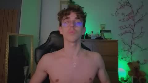  Free OF online show from March 17, 2026, 6:55 pm