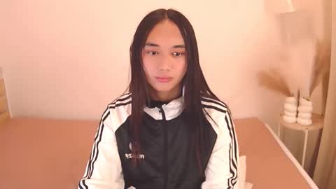 latina_kia online show from March 12, 2026, 6:58 pm