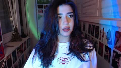 miiiiiiaaaa online show from December 28, 2024, 8:58 pm